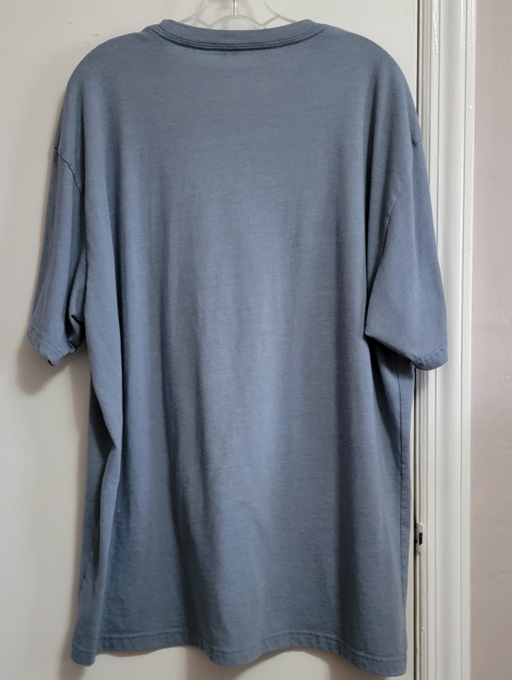 Fresh Clean Tees blue gray short-sleeved t-shirt - Picture 2 of 3